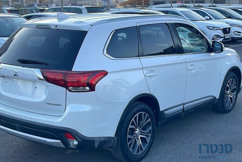 2017' Mitsubishi Outlander מיצובישי אאוטלנדר photo #6