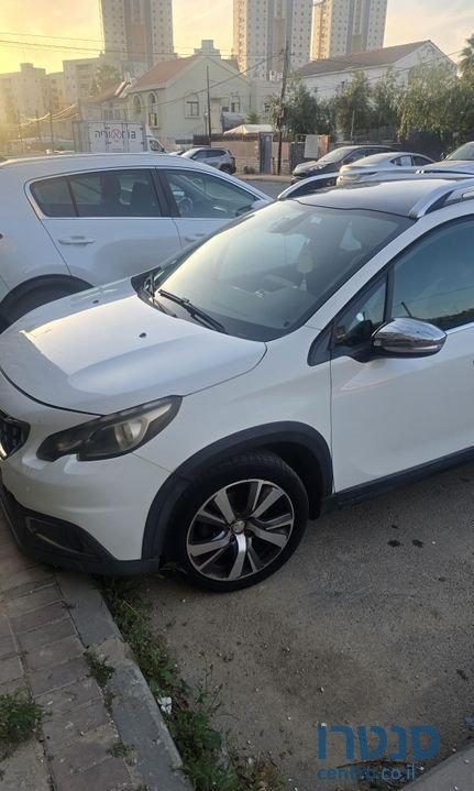 2017' Peugeot 2008 פיג'ו photo #4