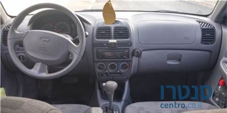 2005' Hyundai Accent photo #4