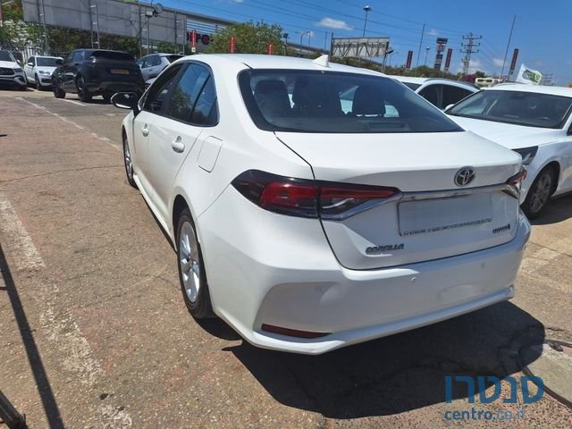 2022' Toyota Corolla טויוטה קורולה photo #3