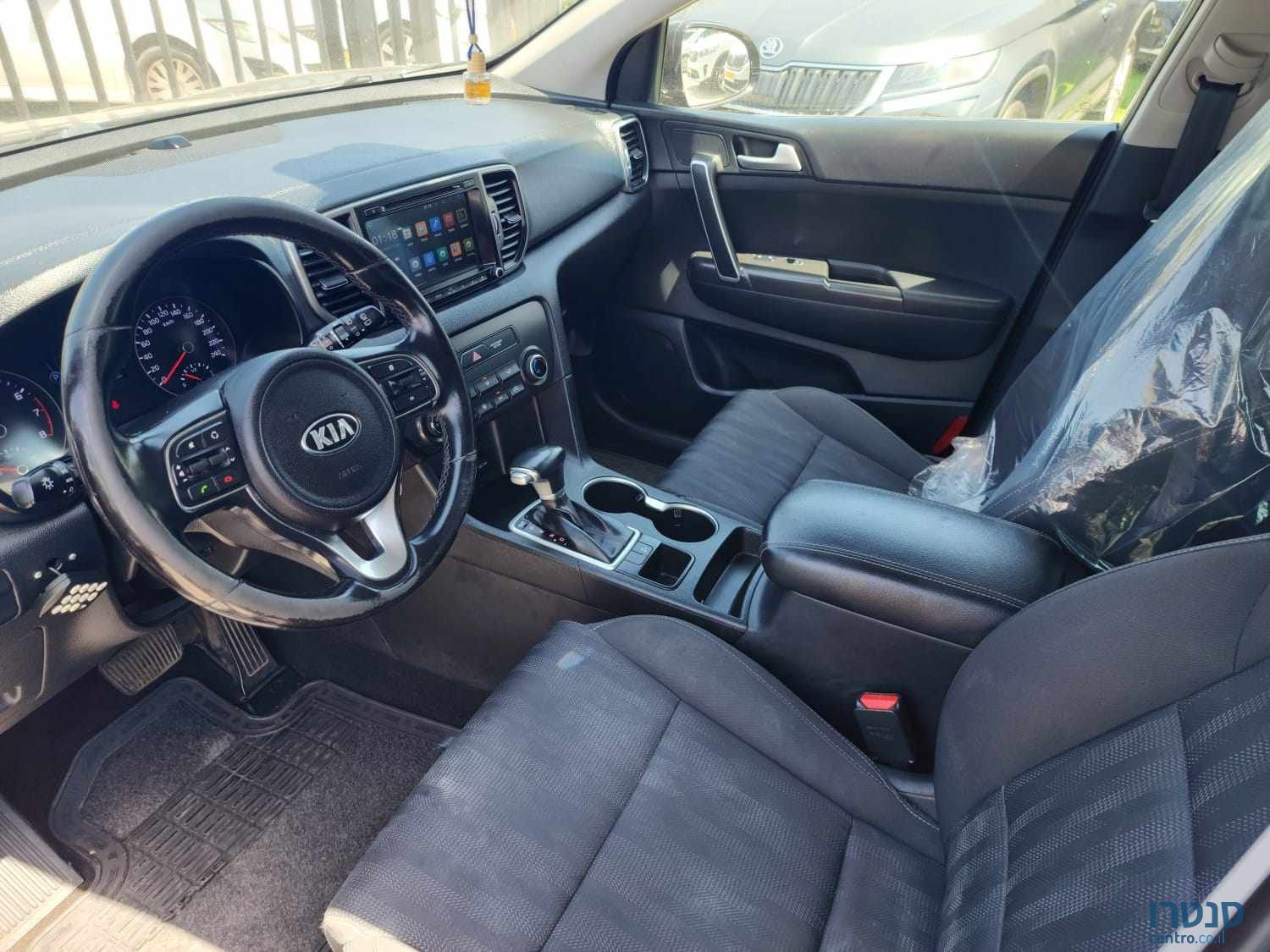 2017' Kia Sportage photo #5