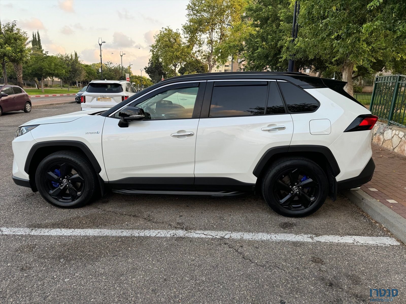 2020' Toyota RAV4 טויוטה photo #2
