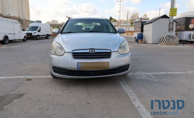 2010' Hyundai Accent יונדאי אקסנט photo #2