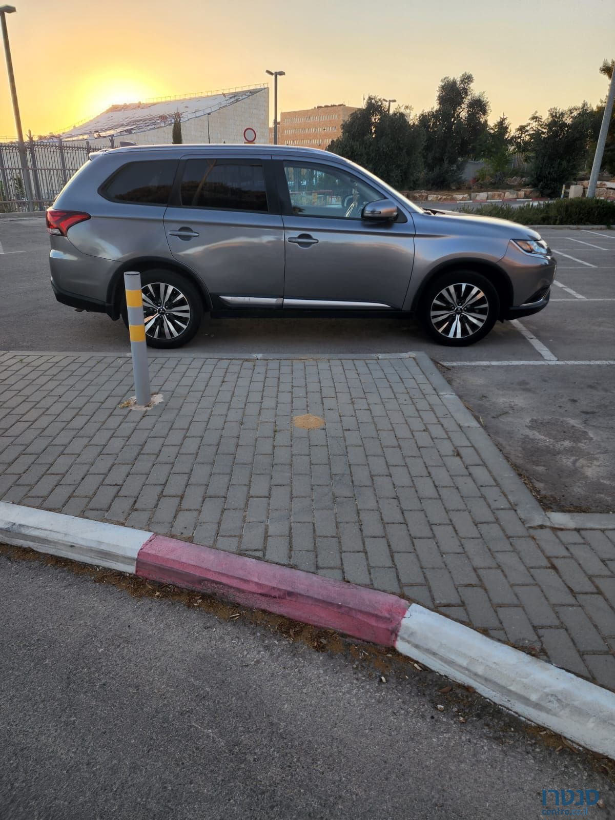 2018' Mitsubishi Outlander מיצובישי אאוטלנדר photo #1