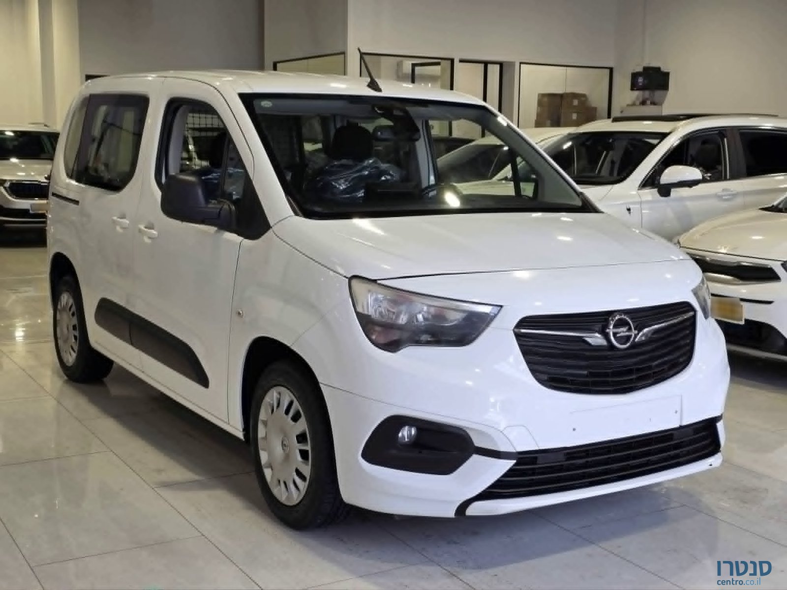 2022' Opel Combo photo #2