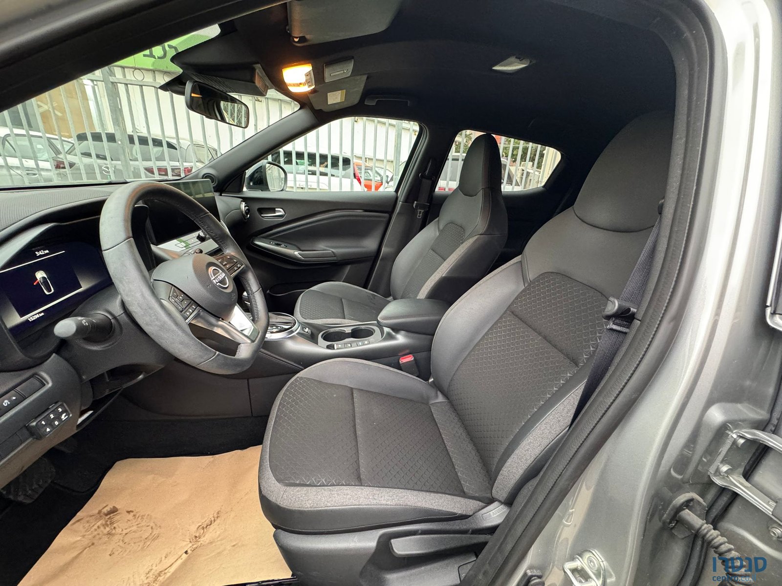 2025' Nissan Juke photo #2