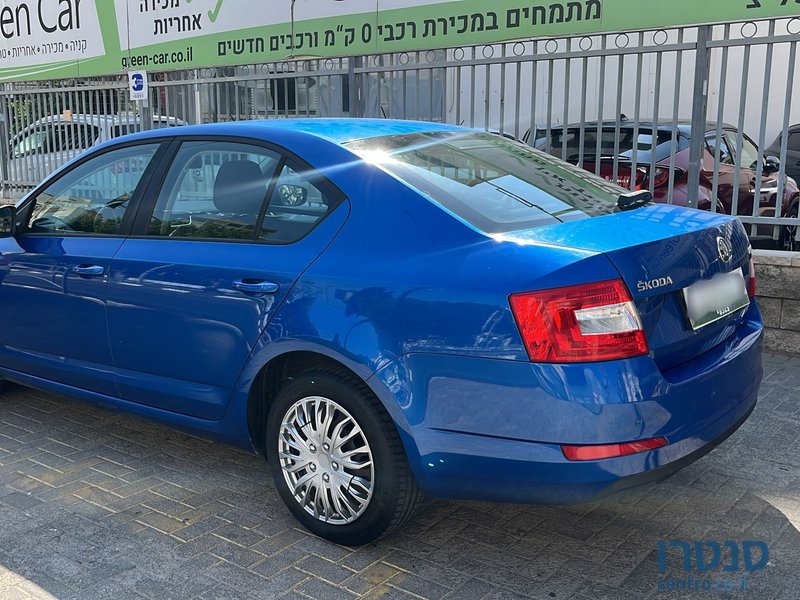 2014' Skoda Octavia photo #4