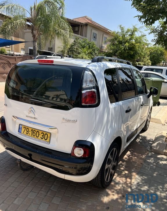 2014' Citroen C3 Picasso סיטרואן C3 פיקאסו photo #2