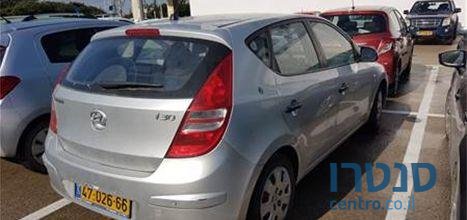 2008' Hyundai I30 i30 יונדאי photo #2