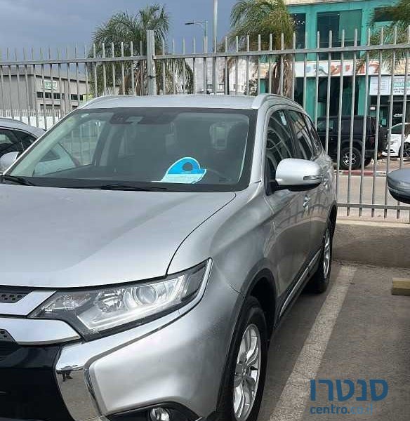 2020' Mitsubishi Outlander מיצובישי אאוטלנדר photo #3