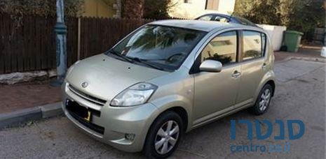 2010' Daihatsu Sirion photo #2