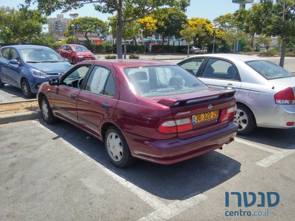1999' Nissan Almera photo #3