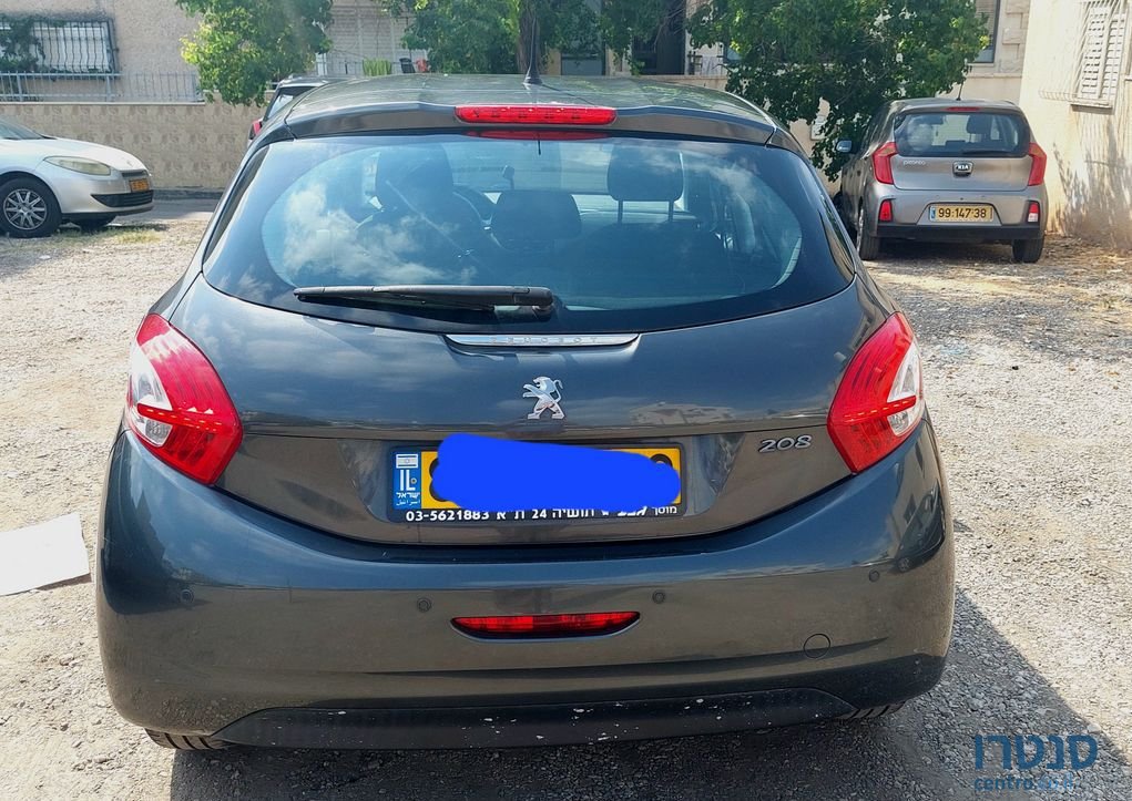 2015' Peugeot 208 פיג'ו photo #3
