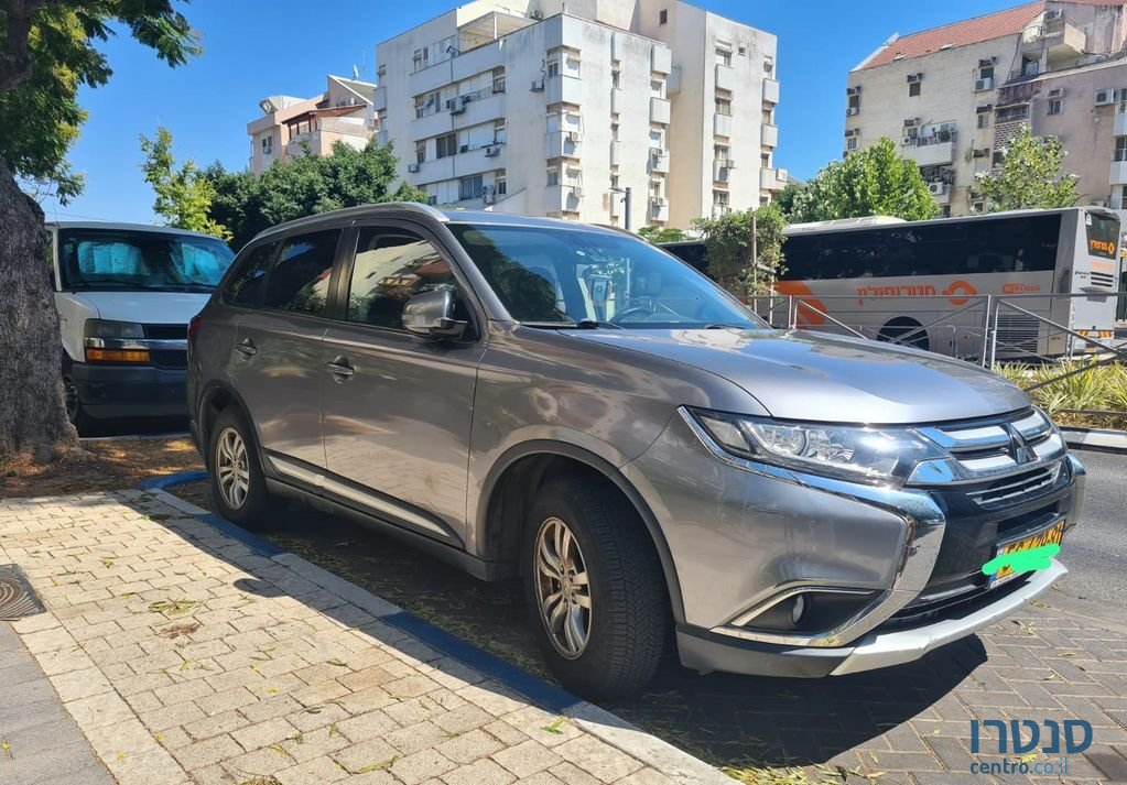 2017' Mitsubishi Outlander מיצובישי אאוטלנדר photo #3