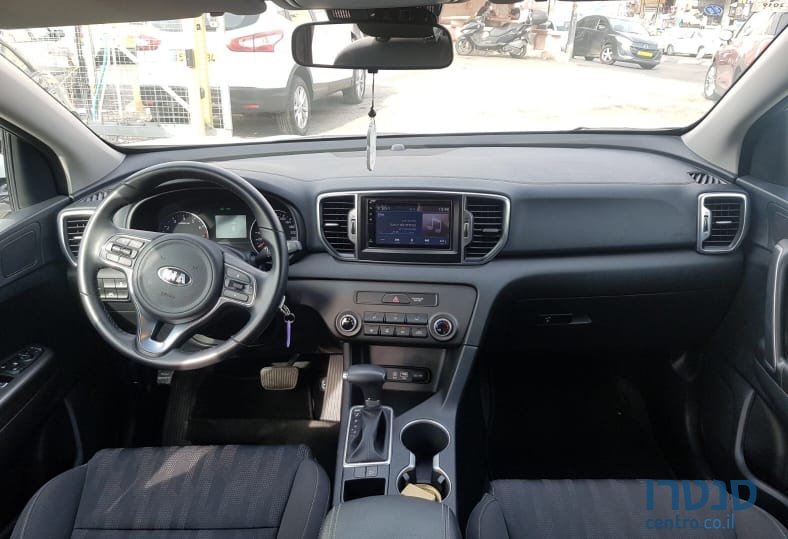 2017' Kia Sportage photo #3