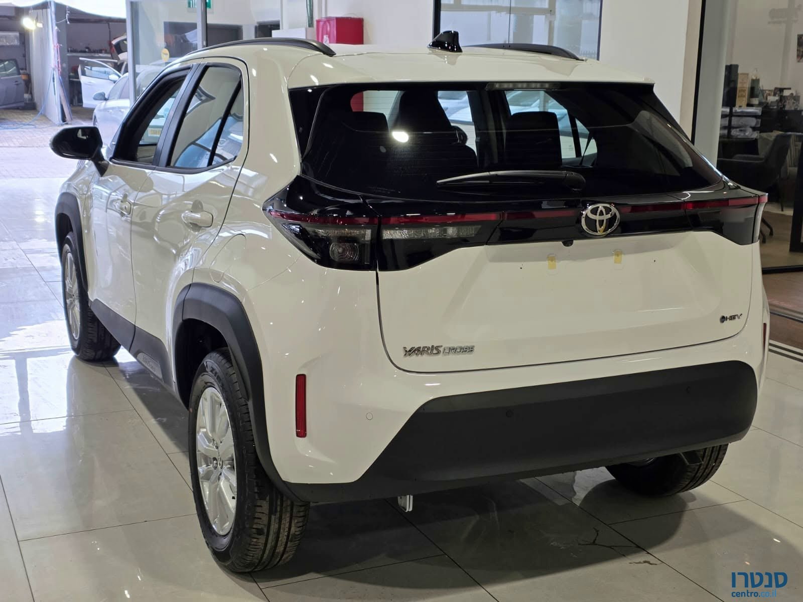 2026' Toyota Yaris Cross STYLE photo #4