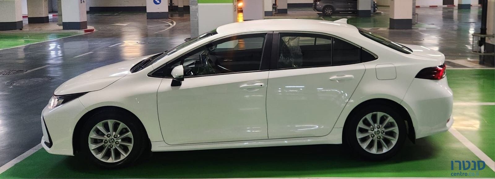 2022' Toyota Corolla טויוטה קורולה photo #2