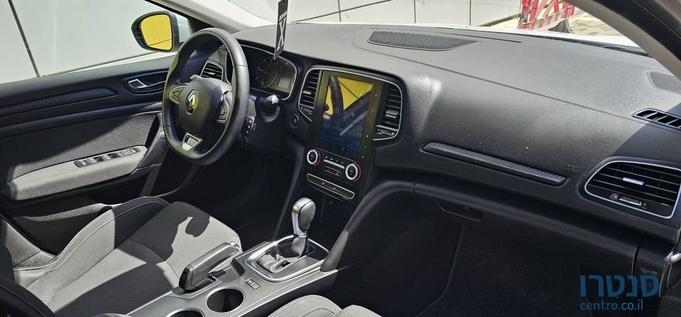 2023' Renault Megane photo #5