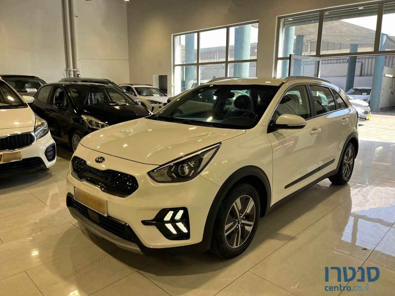 2020' Kia Niro photo #1