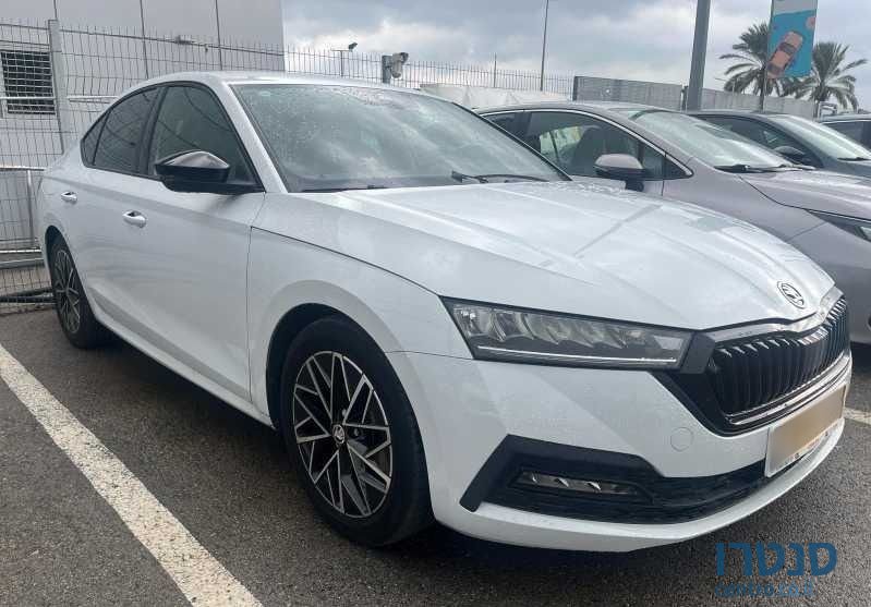 2021' Skoda Octavia סקודה אוקטביה photo #1