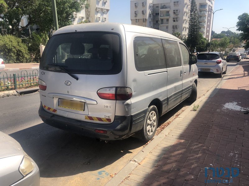 2007' Hyundai H-1 יונדאי photo #2