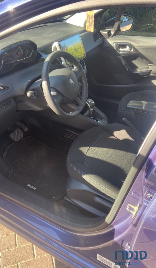 2016' Peugeot 208 פיג'ו photo #2