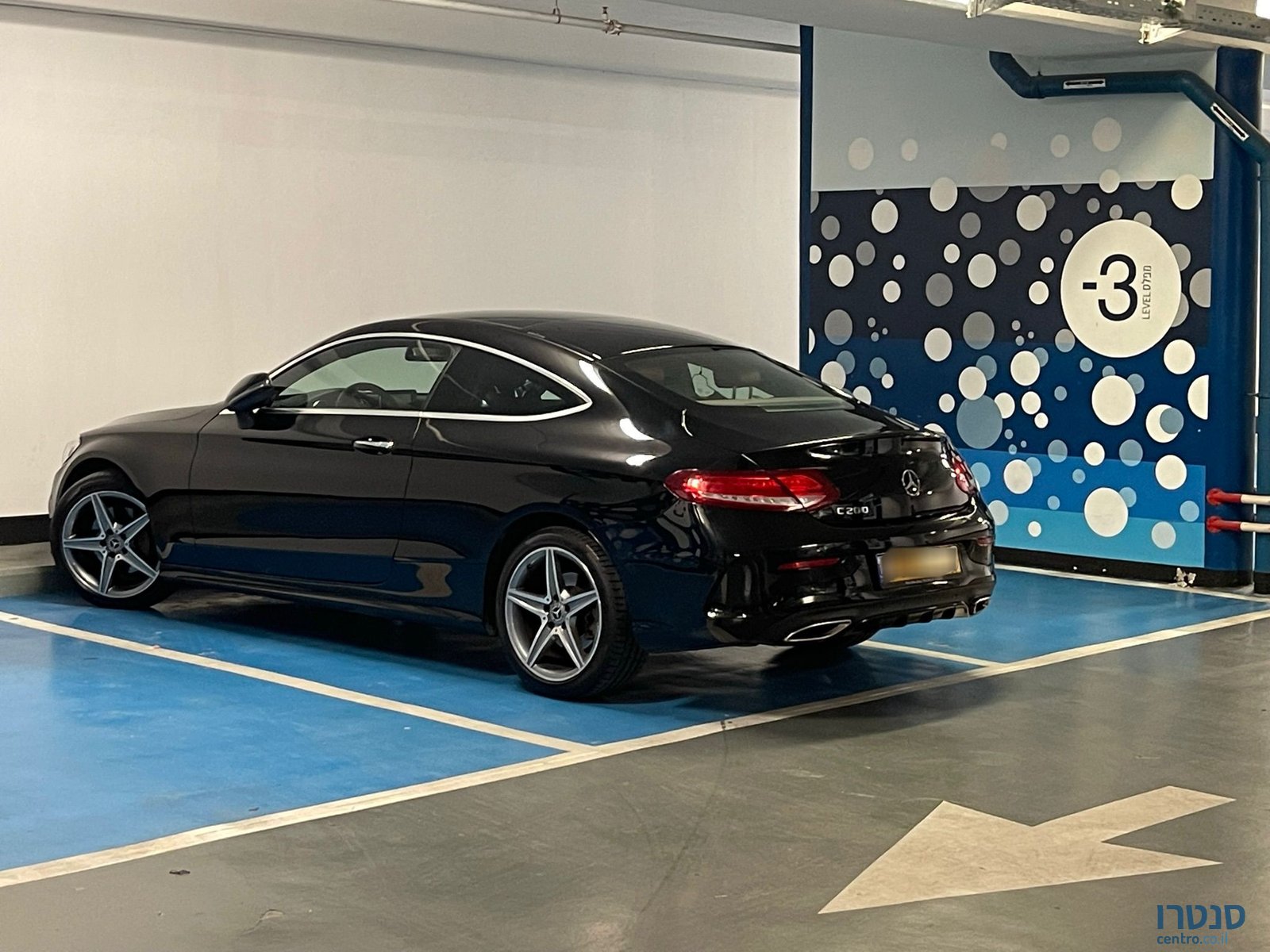 2017' Mercedes-Benz C 200 photo #2