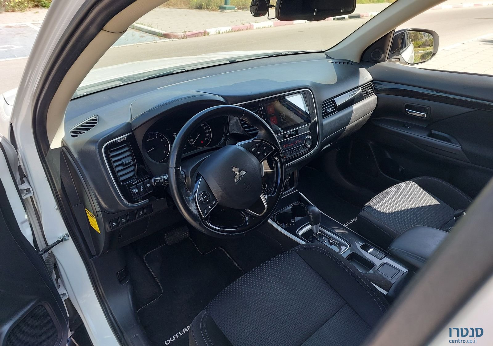 2019' Mitsubishi Outlander מיצובישי אאוטלנדר photo #5