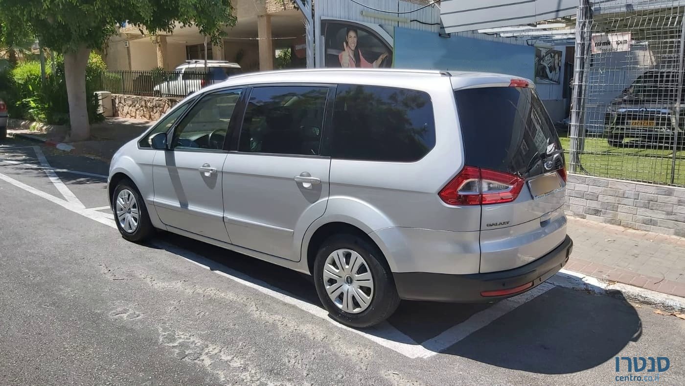 2014' Ford Galaxy photo #2