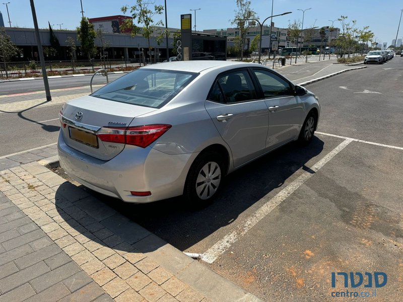 2014' Toyota Corolla photo #4