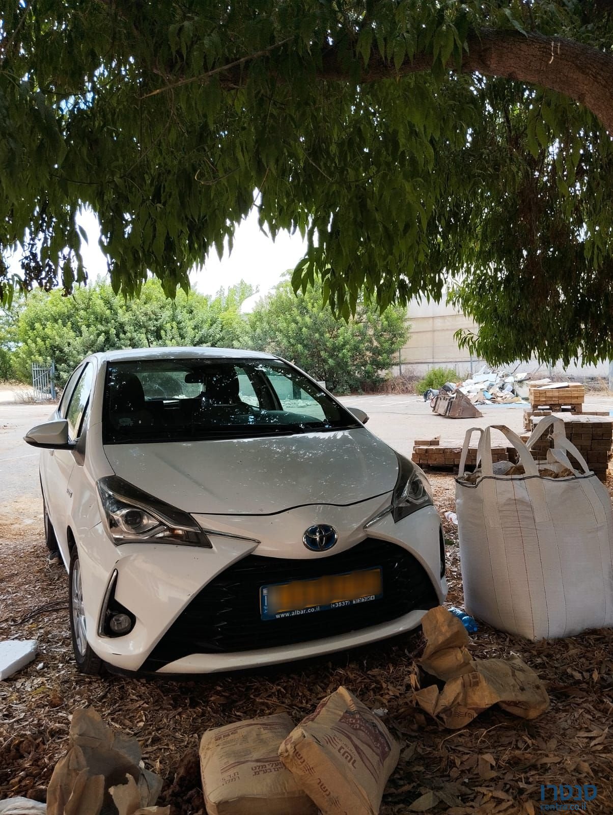 2018' Toyota Yaris טויוטה יאריס photo #2