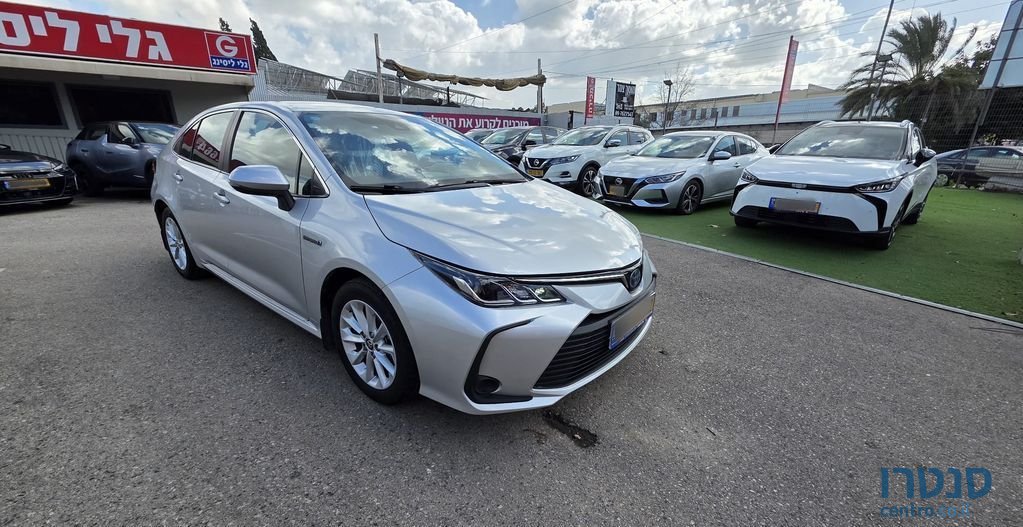2022' Toyota Corolla טויוטה קורולה photo #3