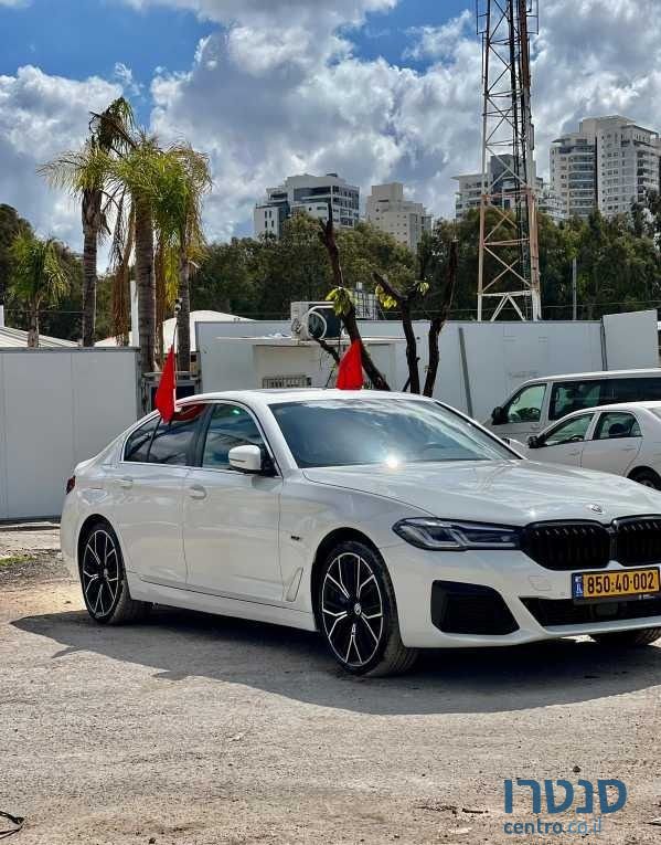 2022' BMW 5 Series ב.מ.וו סדרה 5 photo #2