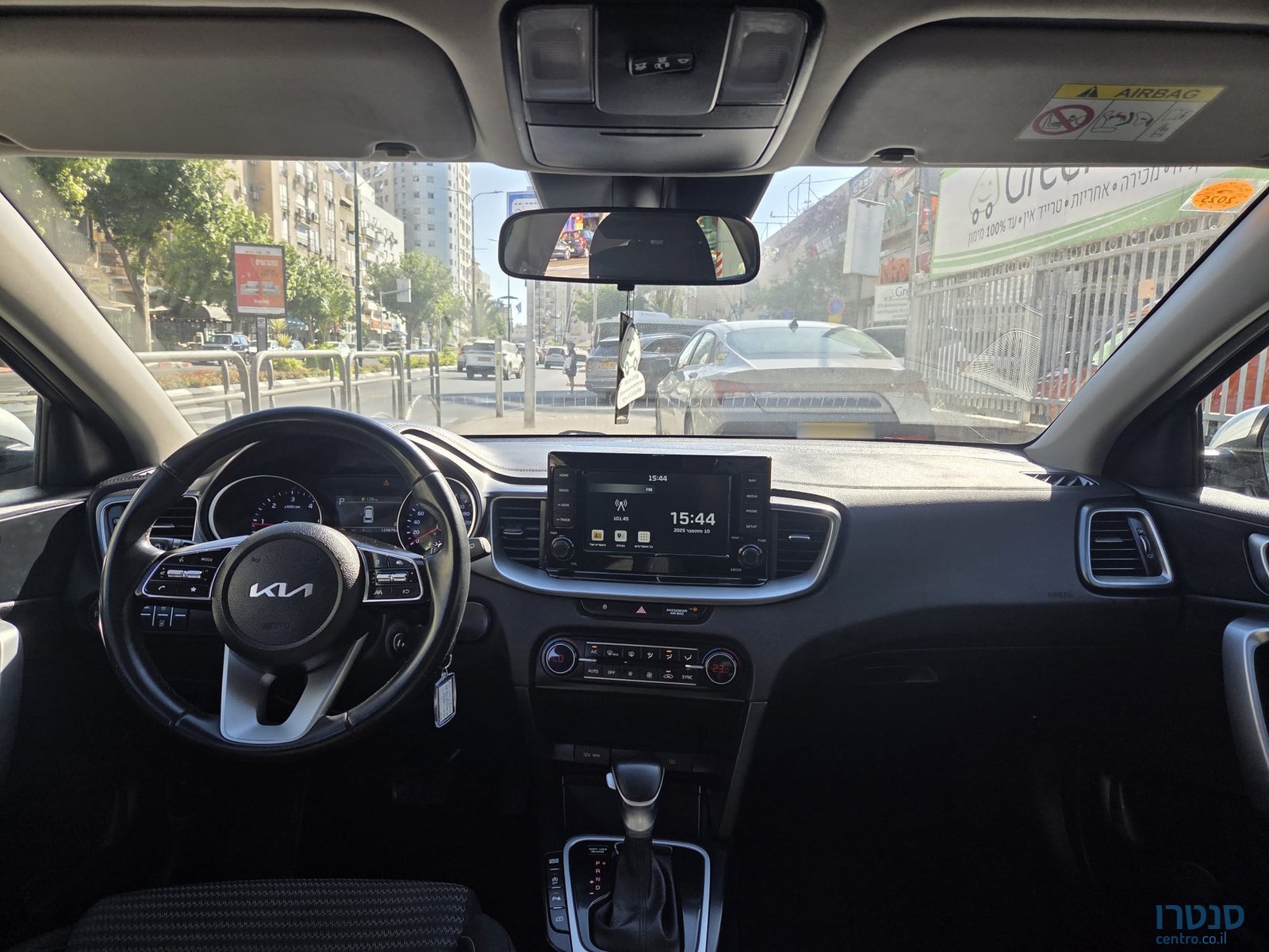 2022' Kia Ceed SW photo #2