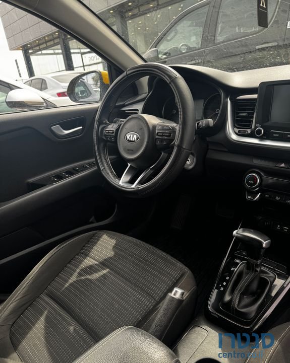 2019' Kia Stonic קיה סטוניק photo #4