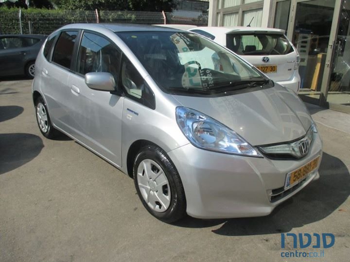 2015' Honda Jazz photo #1