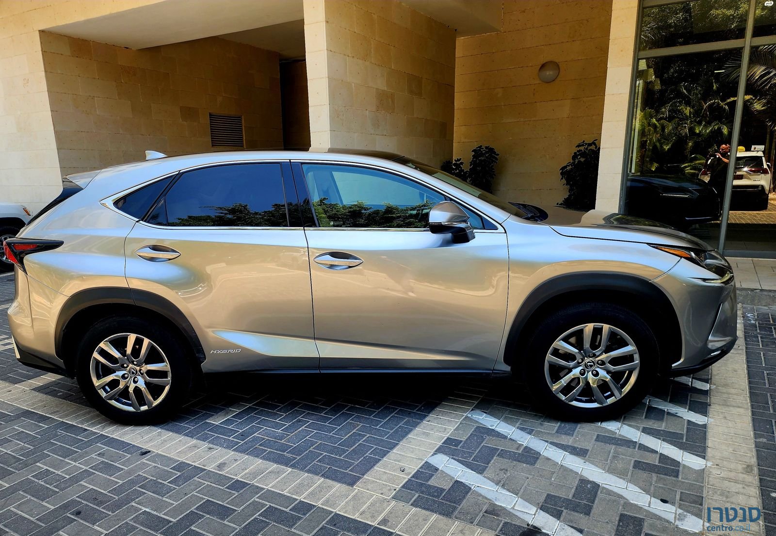 2020' Lexus NX לקסוס photo #2