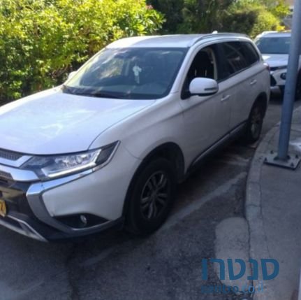 2021' Mitsubishi Outlander מיצובישי אאוטלנדר photo #2