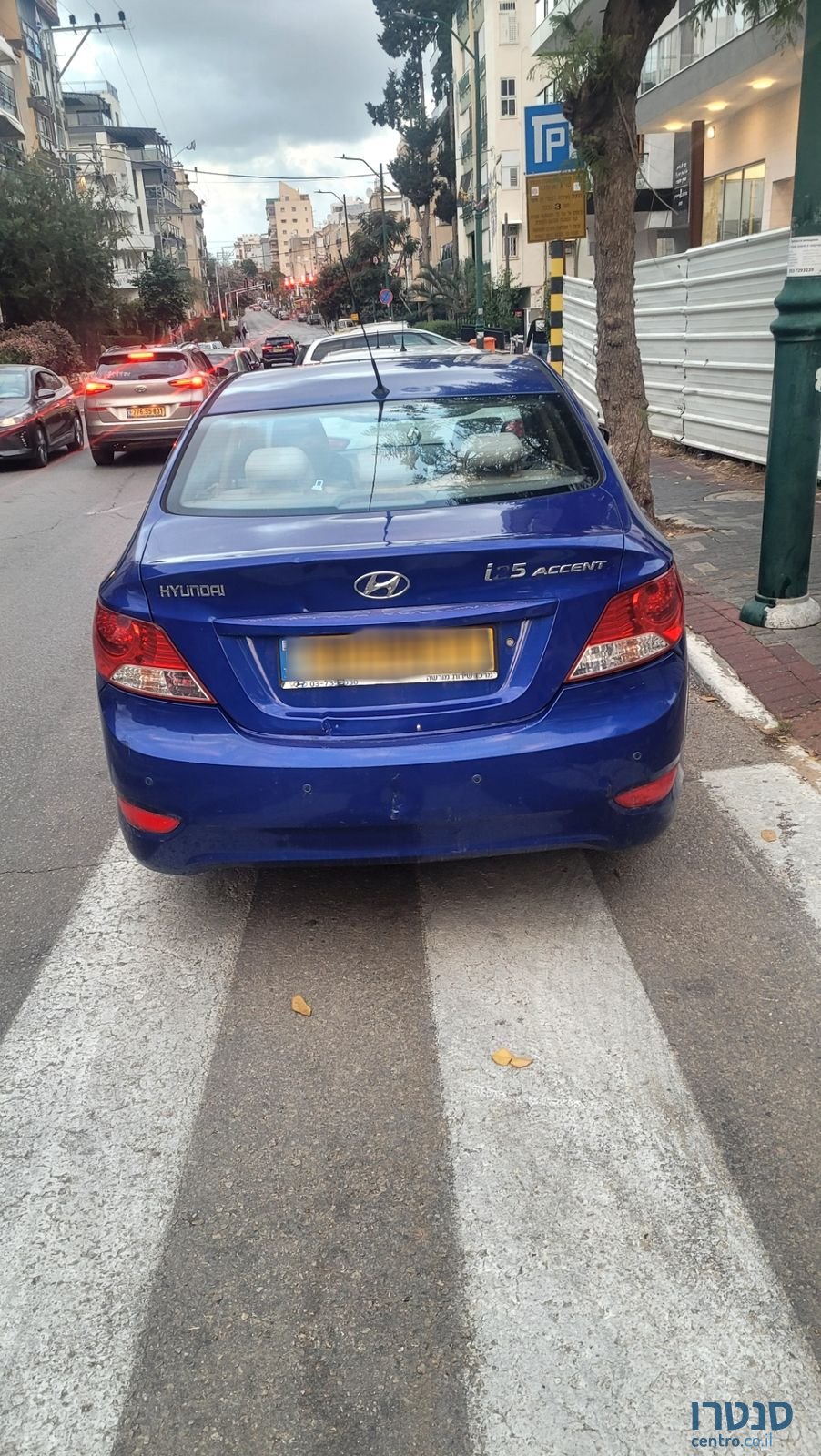 2012' Hyundai i25 יונדאי photo #2