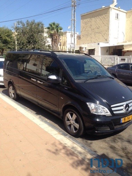 2012' Mercedes-Benz VIANO photo #1