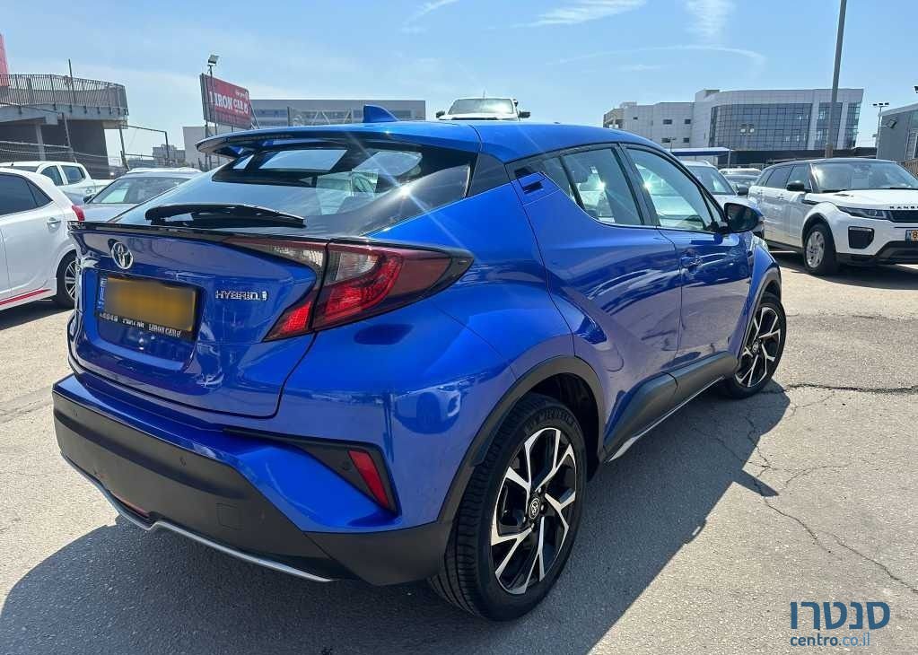 2020' Toyota C-HR טויוטה photo #4