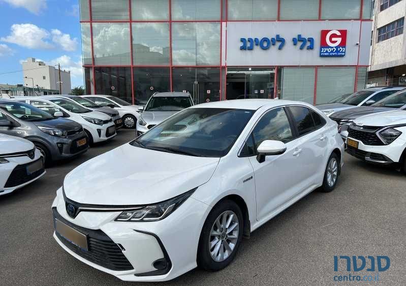 2021' Toyota Corolla טויוטה קורולה photo #1