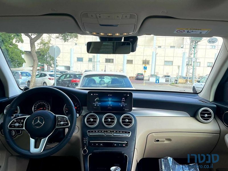 2021' Mercedes-Benz Glc מרצדס photo #3