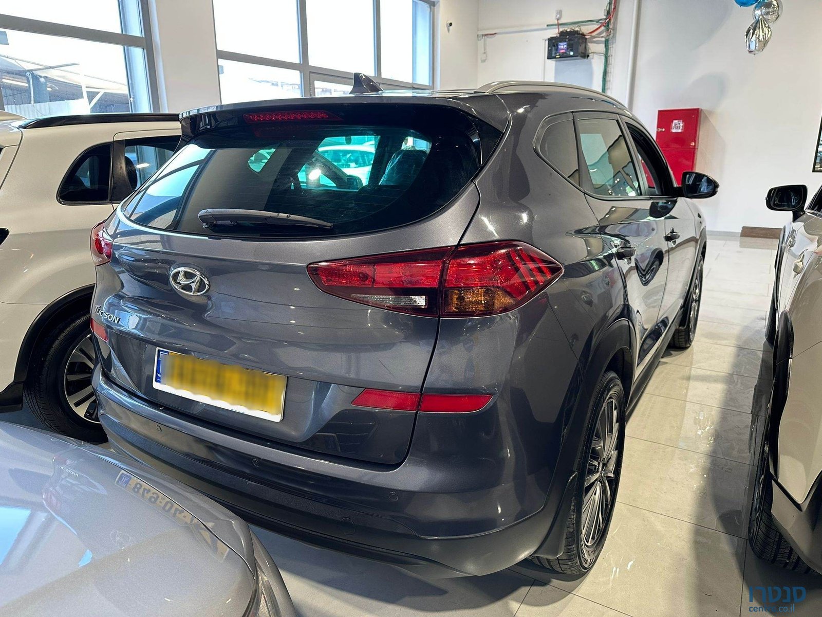 2020' Hyundai Tucson photo #3