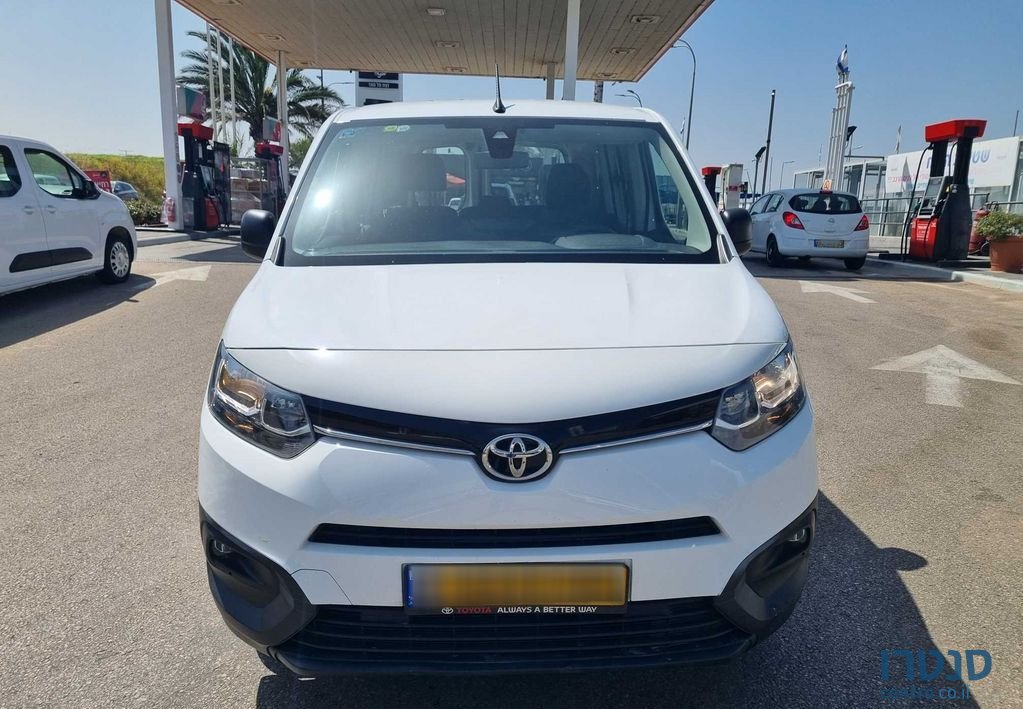 2021' Toyota City טויוטה סיטי photo #1