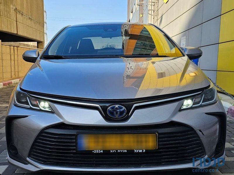 2019' Toyota Corolla photo #1