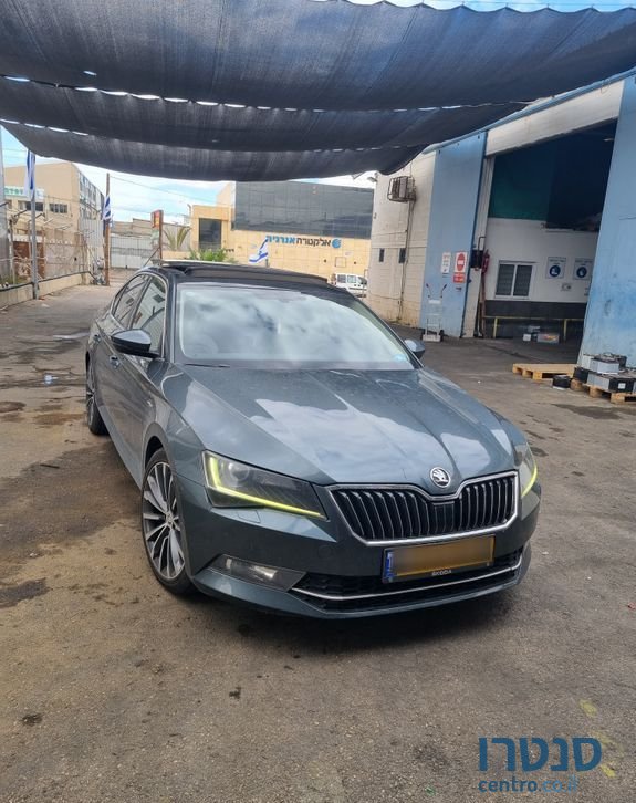 2017' Skoda Superb סקודה סופרב photo #5