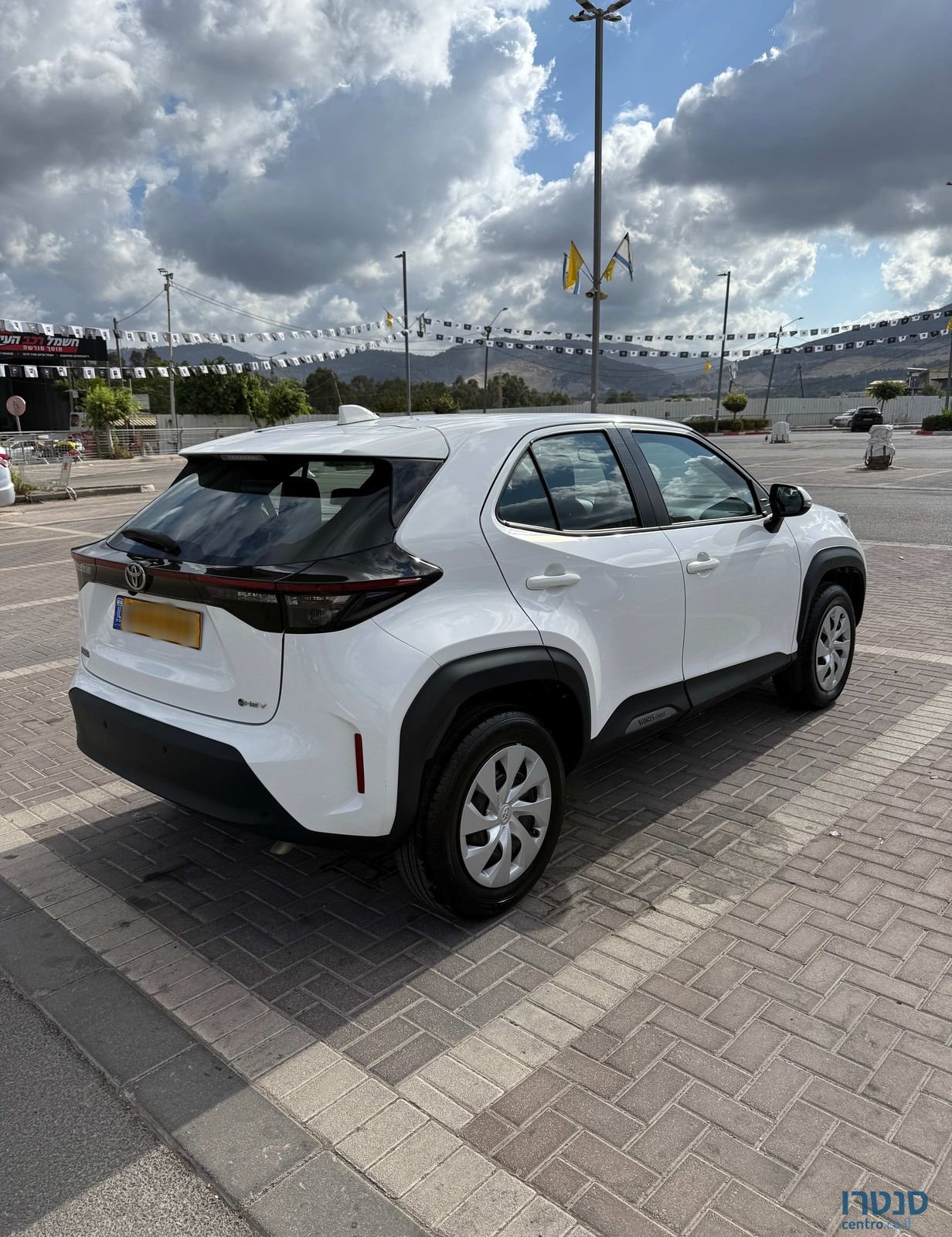 2024' Toyota Yaris Cross טויוטה יאריס קרוס photo #3