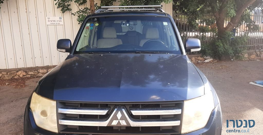 2008' Mitsubishi Pajero מיצובישי פג'רו photo #6