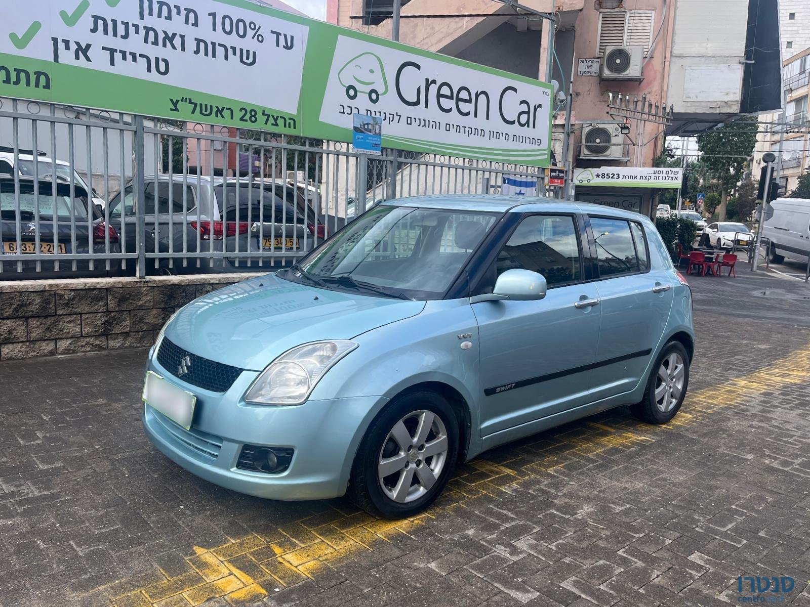 2010' Suzuki Swift photo #2